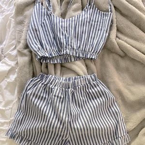 Small sear-sucker two piece set